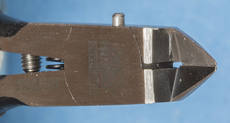 Mr Hobby MT 103 Sprue Cutter Image 3